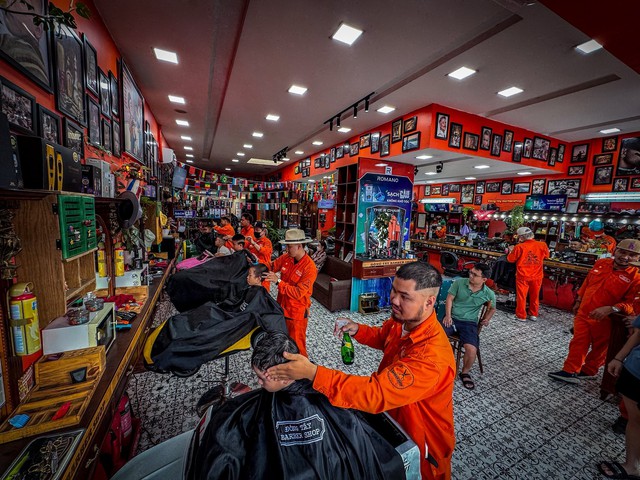 Đông Tây Barbershop và mục tiêu nâng tầm nghề tóc Việt- Ảnh 5.