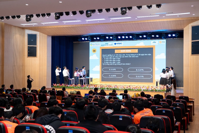 Sinh vi&ecirc;n HUTECH &ldquo;thực chiến&rdquo; vai tr&ograve; HR qua b&agrave;i to&aacute;n thương hiệu tuyển dụng- Ảnh 2.