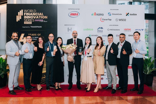 Techcom Life trở thành công ty bảo hiểm nhân thọ tiên phong tại Việt Nam giành cú đúp giải thưởng The Asian Banker - Ảnh 3.