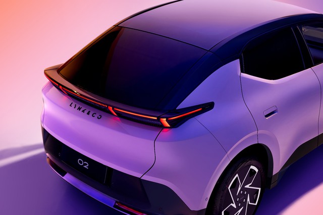 Lynk & Co tăng tốc chiến lược điện hóa bằng mẫu SUV đô thị mới- Ảnh 1.
