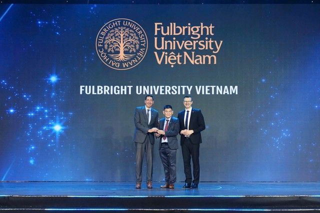 ĐH Fulbright: 10 năm kiến tạo "Nơi làm việc tốt nhất châu Á"- Ảnh 1.