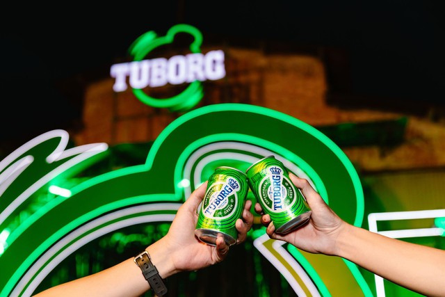GenZ giật nắp, check nhân phẩm cùng chương trình Giật Tung Nắp Trúng Gấp Trăm của bia Tuborg- Ảnh 3.