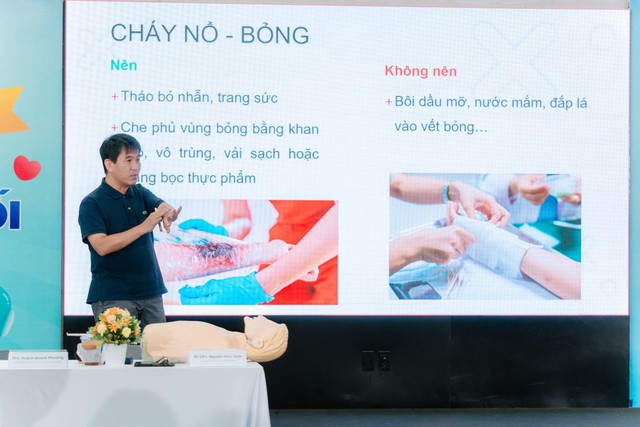 Bệnh viện hạng đặc biệt 115 năm tuổi bảo chứng chuyên môn sơ cấp cứu cho lực lượng y tế Long Châu- Ảnh 2.