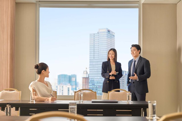 Khách sạn 23 năm tuổi trên đường Đồng Khởi tái định vị tầng cao nhất thành hệ sinh thái trải nghiệm- Ảnh 2.