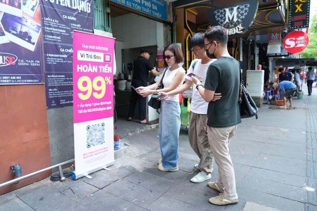 Những quán ăn thời “ông bà anh” và hành trình “ở lại” trong lòng thực khách hôm nay - Ảnh 4. Những quán ăn thời “ông bà anh” và hành trình “ở lại” trong lòng thực khách hôm nay - Ảnh 4.