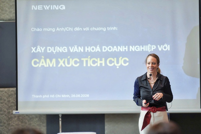 Đội ngũ đạt KPI nhưng mất năng lượng: Bài học từ Giáo sư Mandy O’Neill- Ảnh 2.