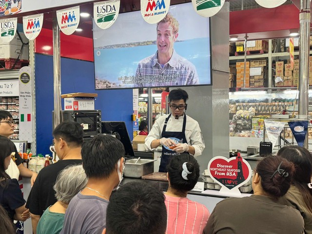 T&ocirc;m h&ugrave;m Mỹ &ldquo;g&acirc;y sốt&rdquo; tại MM Mega Market An Ph&uacute; với c&aacute;c m&oacute;n Việt đậm đ&agrave; bản sắc- Ảnh 2.