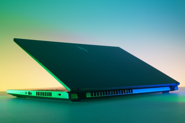 V&igrave; sao n&ecirc;n chọn laptop gaming c&oacute; khả năng n&acirc;ng cấp m&aacute;y tại thời điểm n&agrave;y?- Ảnh 2.
