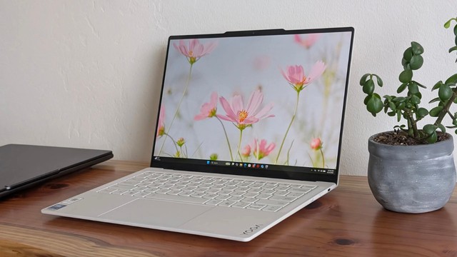 ThinkPad vẫn giữ sức h&uacute;t nhờ b&agrave;n ph&iacute;m, TrackPoint v&agrave; t&iacute;nh thực dụng - Ảnh 3.