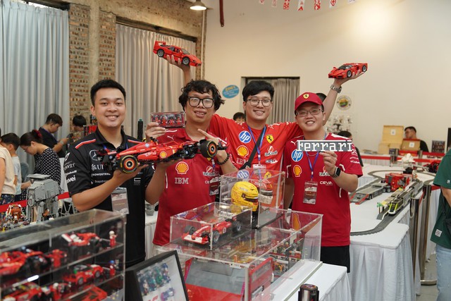 Hơn 600 người tham dự sự kiện offline cộng đồng LEGO “NGHIỆN NHỰA” by A LONG BRICK tại Hà Nội - Ảnh 3.