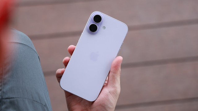 iPhone 17 giúp Apple đạt thị phần kỷ lục- Ảnh 2.