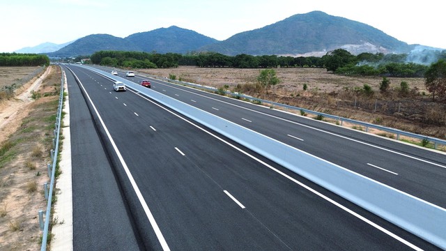 Giải mã “bí kíp” đưa căn hộ Sun Group Vũng Tàu trở thành bến đỗ của dòng tiền - Ảnh 1.