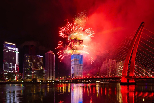Saigon Marina IFC tự hào tỏa sáng, tôn vinh nửa thế kỷ mang tên Bác- Ảnh 3.
