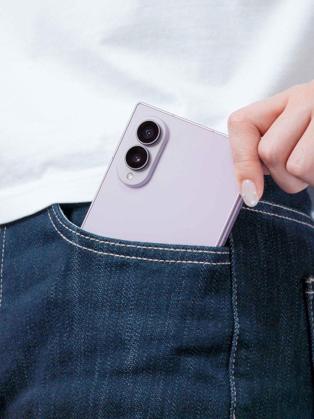 Trực tiếp trải nghiệm &ldquo;hot trend&rdquo; Galaxy Z Fold8: Si&ecirc;u mỏng nhẹ, c&agrave;y phim đu idol cực đ&atilde; - Ảnh 2.