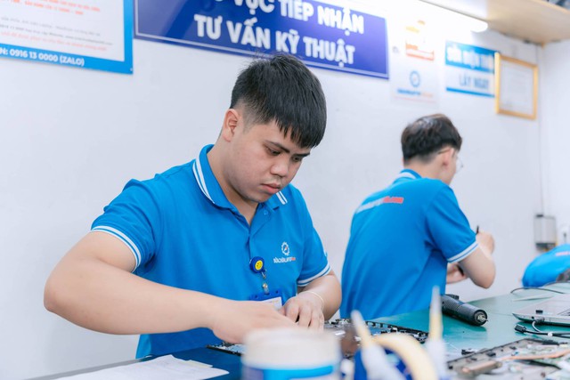 Chuỗi dịch vụ sửa laptop uy tín hiếm có tuổi đời hơn 15 năm tại Việt Nam- Ảnh 3.