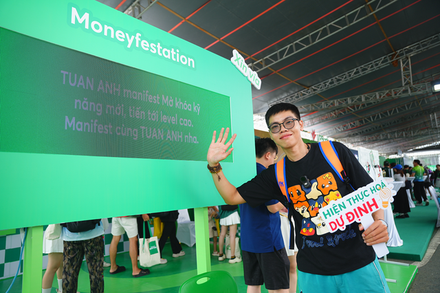 FE CREDIT: 3 năm dẫn đầu "Top 5 Công ty Tài chính tiêu dùng uy tín"- Ảnh 2.