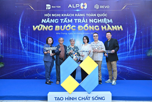 An Lập Phát tổ chức du lịch Nha Trang tri ân hệ thống đại lý- Ảnh 1.