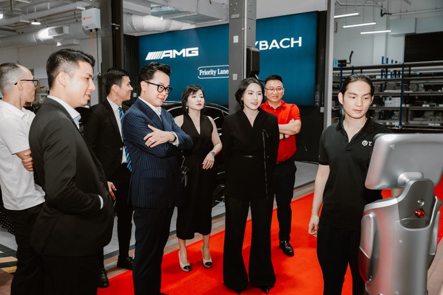 Mercedes-Benz Vietnam Star Automobile: Chuẩn mực mới của sự sang trọng - Ảnh 3.