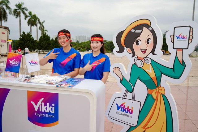 Hai &ldquo;Madam&rdquo; v&agrave; mối duy&ecirc;n với b&oacute;ng đ&aacute; Việt Nam - Th&aacute;i Lan - Ảnh 3.