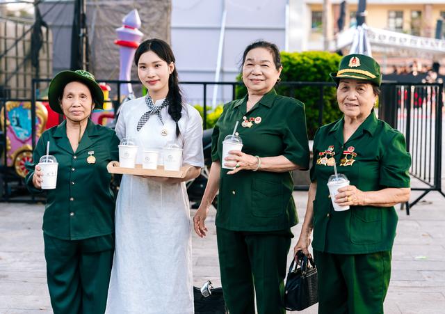 Quảng Trị thắp lửa tri ân trong đêm nghệ thuật đặc biệt mừng 79 năm Ngày Thương binh - Liệt sĩ - Ảnh 3.