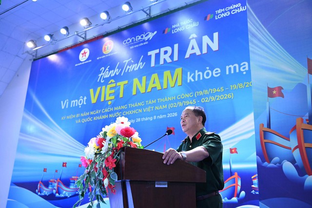 Long Châu nối dài hành trình tri ân tại vùng đảo tiền tiêu thiêng liêng Côn Đảo- Ảnh 2.