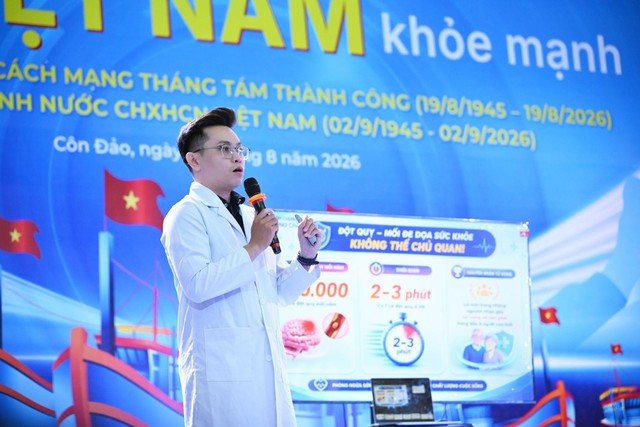 Long Châu nối dài hành trình tri ân tại vùng đảo tiền tiêu thiêng liêng Côn Đảo- Ảnh 7.