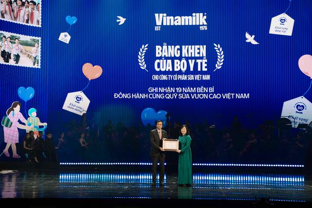 50 năm Vinamilk: Bền bỉ chăm sóc nền tảng cho thế hệ Việt Nam tương lai - Ảnh 6.