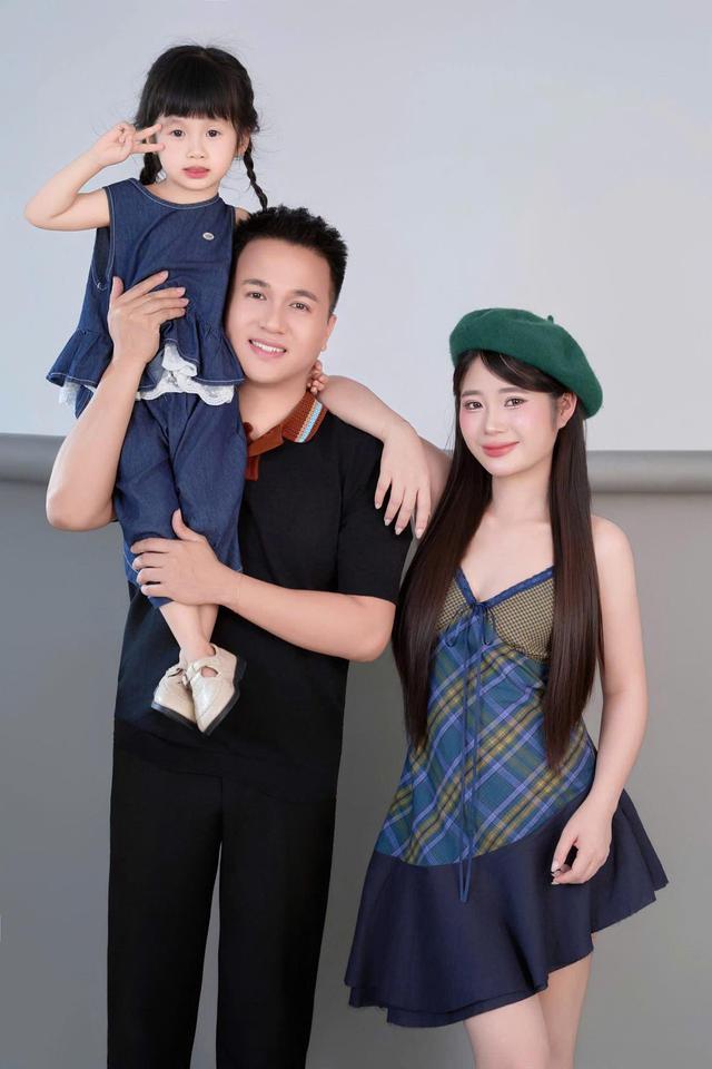 B&igrave;nh Anh Vlog: Khi hai vợ chồng c&ugrave;ng theo đuổi nghề s&aacute;ng tạo nội dung - Ảnh 1.