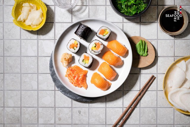 Câu chuyện chưa kể phía sau món sushi cá hồi Na Uy- Ảnh 1.