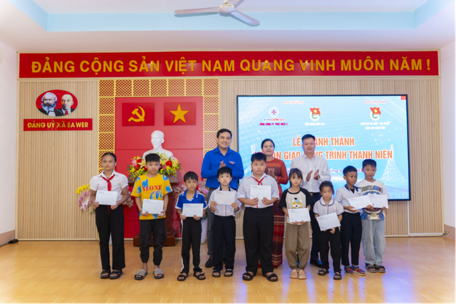 EVNGENCO3 bàn giao công trình an sinh xã hội tại tỉnh Đắk Lắk- Ảnh 4.