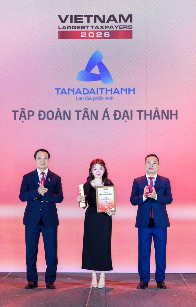 Tân Á Đại Thành được vinh danh Top 39 doanh nghiệp tư nhân nộp ngân sách lớn nhất Việt Nam- Ảnh 1.