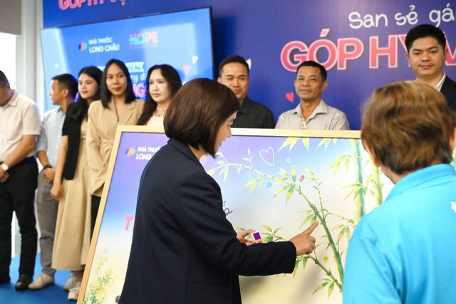 Kết nối nguồn lực san sẻ gánh nặng chi phí, giúp bệnh nhân ung thư vững tâm điều trị- Ảnh 5.