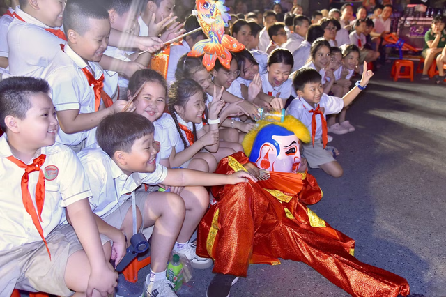 ‏Những điểm vui chơi hấp dẫn ở miền Bắc các gia đình không nên bỏ lỡ dịp Trung thu 2026‏ - Ảnh 2.