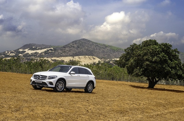 Mercedes-Benz GLC: Một năm chưa hết sốt - Ảnh 1.