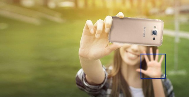 Samsung Galaxy J1 (2016) đánh dấu công nghệ Selfie ảo diệu của Samsung cho điện thoại tầm trung