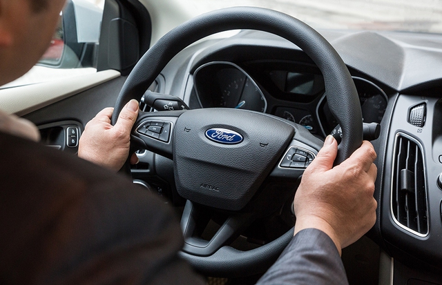 Khách hàng Việt nói gì về Ford Focus Trend? - Ảnh 1.