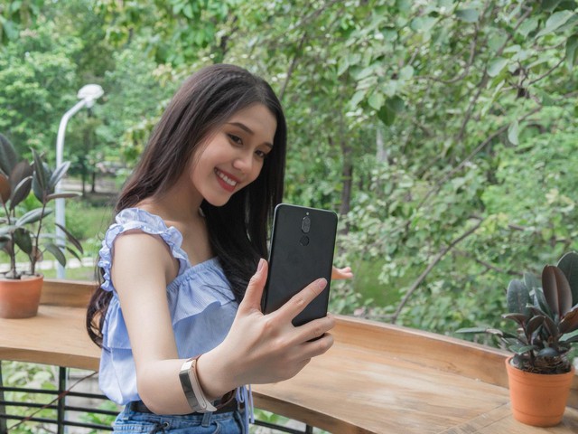 Bạn đã thử tính năng Face Unlock được update miễn phí trên Huawei nova 2i chưa? - Ảnh 1.