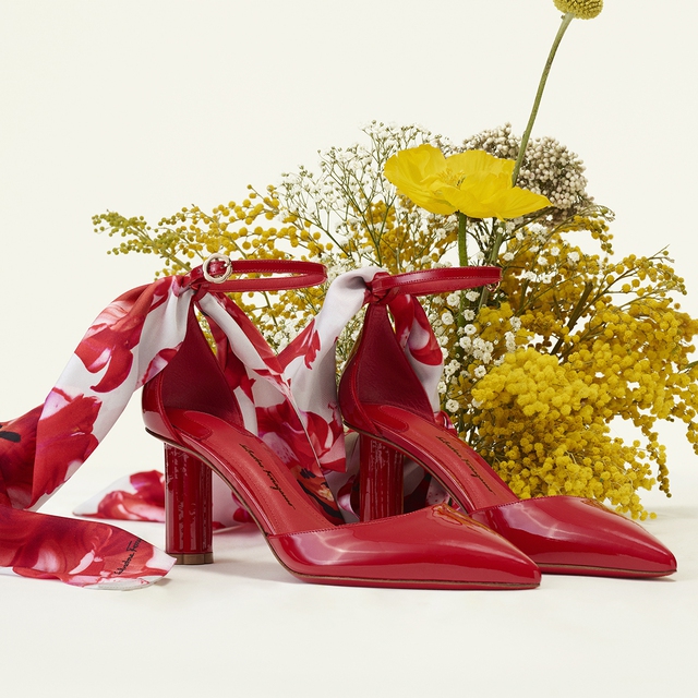 Những đoá hoa Salvatore Ferragamo sinh ra dành cho phái đẹp - Ảnh 3.