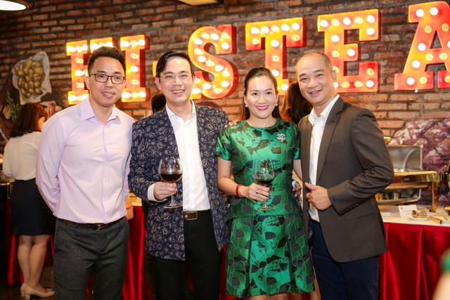 KINGDOM bắt tay cùng Chef Phạm Tuấn Hải ra mắt nhà hàng Hi-Steak - Ảnh 4.