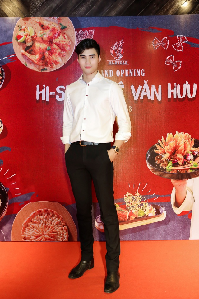 KINGDOM bắt tay cùng Chef Phạm Tuấn Hải ra mắt nhà hàng Hi-Steak - Ảnh 5. KINGDOM bắt tay cùng Chef Phạm Tuấn Hải ra mắt nhà hàng Hi-Steak - Ảnh 5.