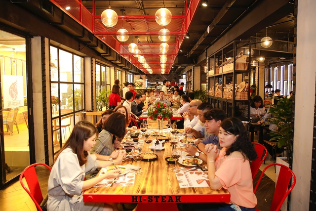 KINGDOM bắt tay cùng Chef Phạm Tuấn Hải ra mắt nhà hàng Hi-Steak - Ảnh 6.