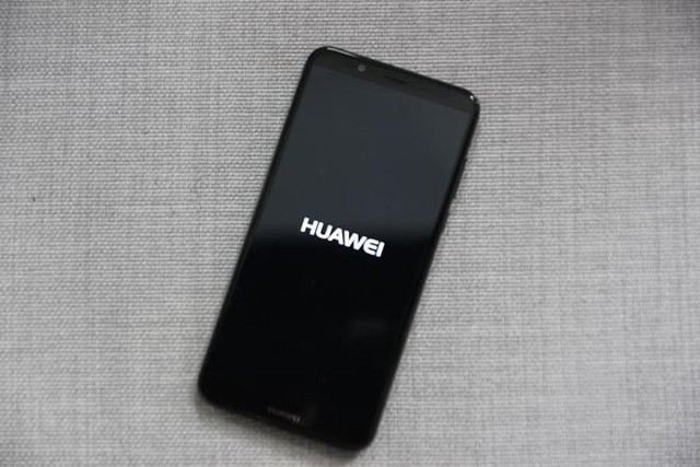 Cận cảnh Huawei Y7 Pro (2018) tràn viền tinh tế giá chưa đến 4 triệu đồng - Ảnh 1.