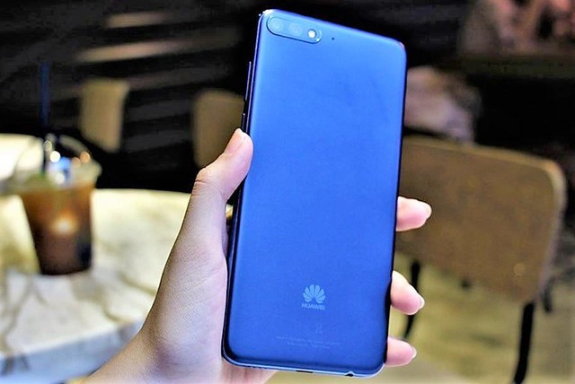 Cận cảnh Huawei Y7 Pro (2018) tràn viền tinh tế giá chưa đến 4 triệu đồng - Ảnh 4.