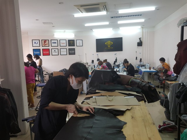 Áo da thật – phân khúc mới nổi và thương hiệu made in Vietnam - Ảnh 1. Áo da thật – phân khúc mới nổi và thương hiệu made in Vietnam - Ảnh 1.