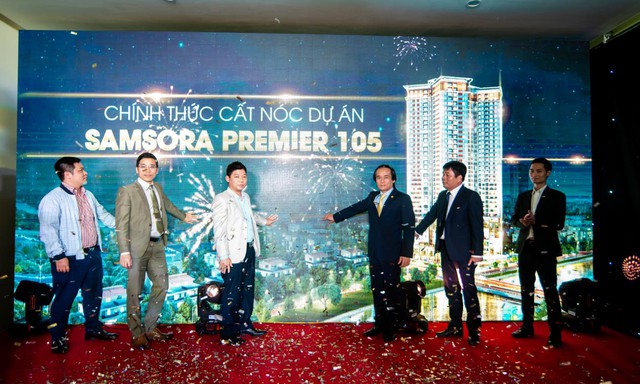 Khách hàng chen chân tới tham dự Lễ cất nóc Samsora Premier 105 - Ảnh 1. Khách hàng chen chân tới tham dự Lễ cất nóc Samsora Premier 105 - Ảnh 1.