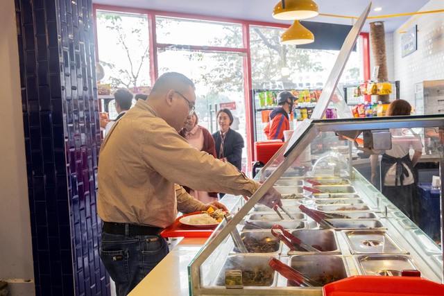 Ngành kinh doanh ẩm thực Việt đang vuột mất hàng trăm triệu USD vì xu hướng 4.0 siêu hot này - Ảnh 1.