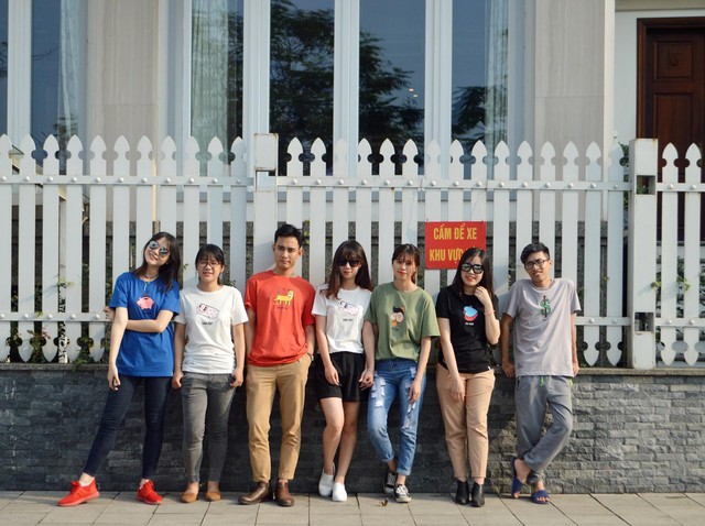 Hot girl ngoại ngữ Khánh Vy, vlogger đanh đá Tun Phạm tạo trend mới cùng áo phông T-Vịt siêu đáng yêu - Ảnh 8.