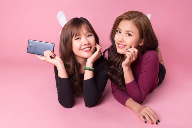 Đi t&igrave;m chiếc smartphone chụp ảnh &ldquo;chuẩn khỏi chỉnh&rdquo; cho teen - Ảnh 3.