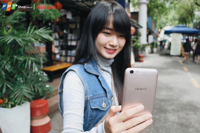 “Vạch lá tìm sâu” chuyên gia selfie OPPO F3 - Ảnh 1.