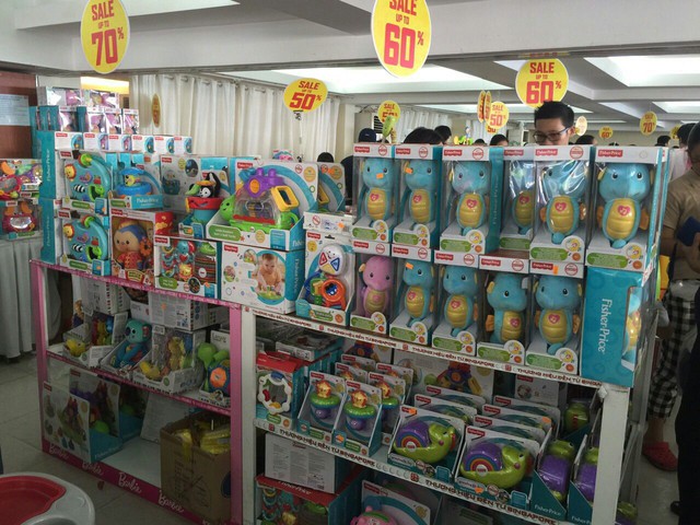 Ng&agrave;y hội đồ chơi giảm gi&aacute; khủng đổ bộ H&agrave; Nội - Ảnh 3.